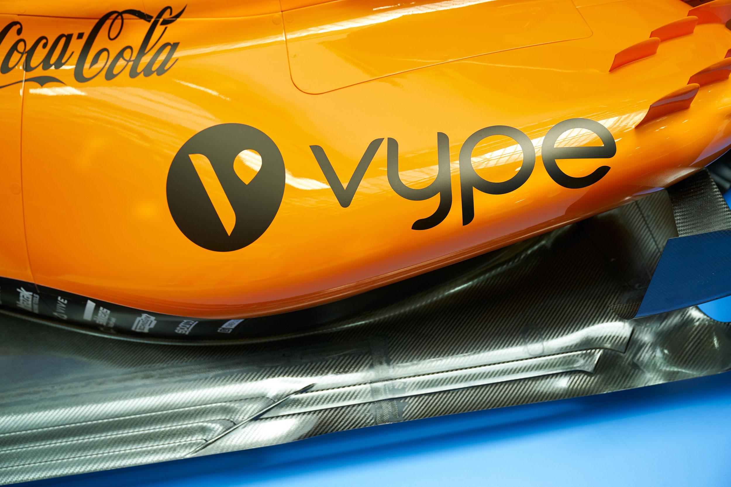 Mclaren f1 sponsors